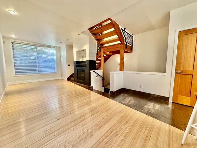 3629C Dayton Ave N in Seattle, WA - Building Photo - Building Photo