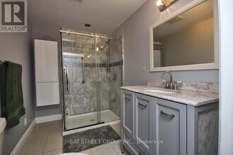 10 Coral Harbour Crescent in Markham, ON - Building Photo - Building Photo