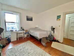 240 N Harvard St, Unit 2 in Boston, MA - Building Photo - Building Photo
