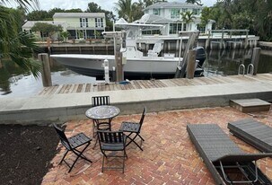 802 Andrews Ave in Delray Beach, FL - Building Photo