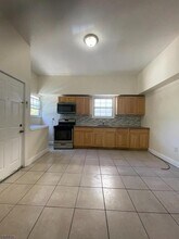 292 Roseville Ave, Unit 1 in Newark, NJ - Building Photo - Building Photo