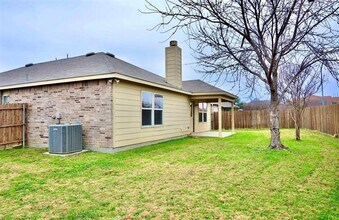 3205 Sadie Trail in Fort Worth, TX - Building Photo - Building Photo