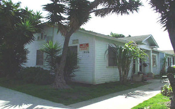 1045 E 4th St in Long Beach, CA - Building Photo - Building Photo