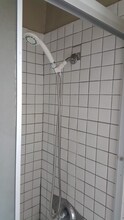3319 Livonia Ave, Unit 1 in Los Angeles, CA - Building Photo - Building Photo