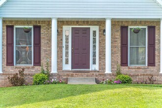 1768 Viola Ct in Clarksville, TN - Building Photo - Building Photo