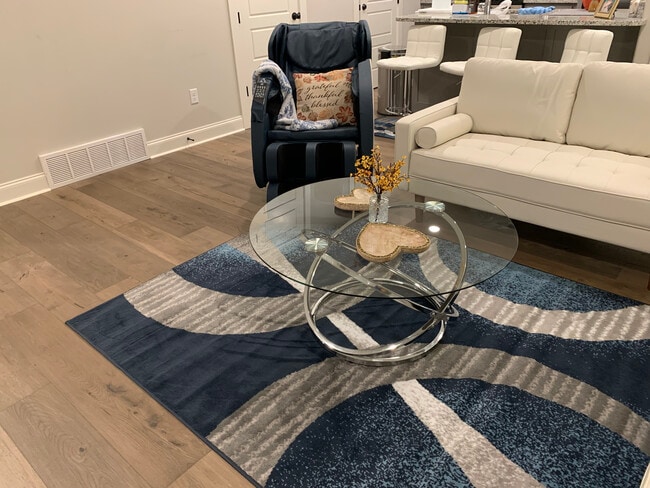 property at 425 Live Oak Dr