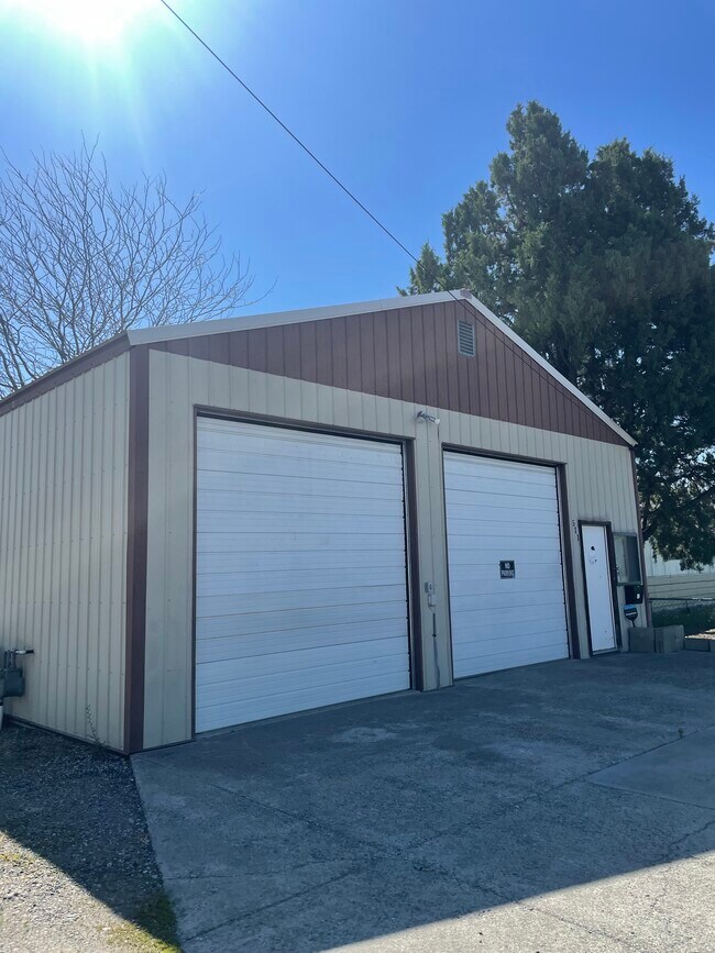 property at 511 8th St W