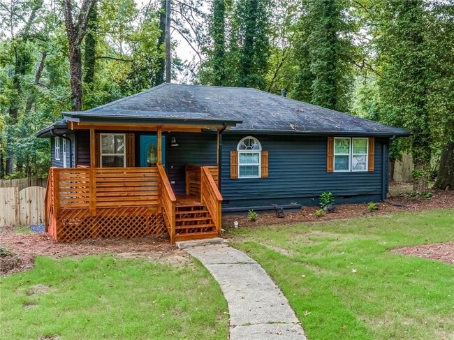 property at 2020 Marvin Ln SW