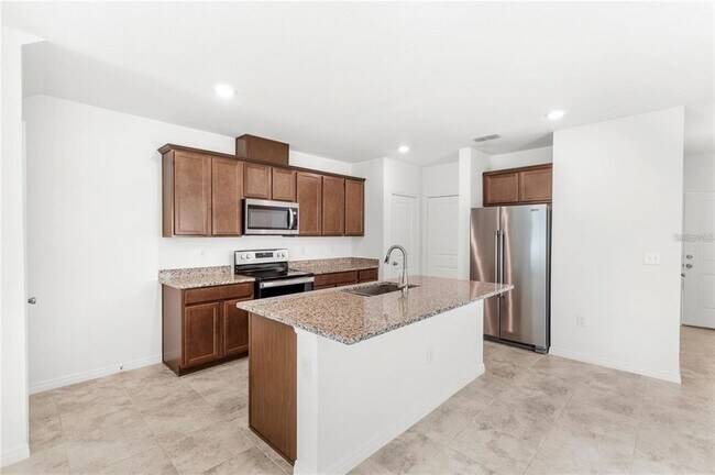 1396 Mirabella Cir in Davenport, FL - Building Photo - Building Photo