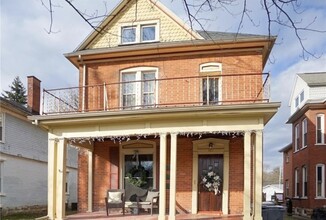 107 Clinton Ave, Unit A in Tiffin, OH - Building Photo - Building Photo
