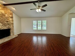 11215 Slippery Elm Trail in Austin, TX - Building Photo - Building Photo