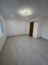 15224 Valleyheart Dr in Los Angeles, CA - Building Photo - Building Photo