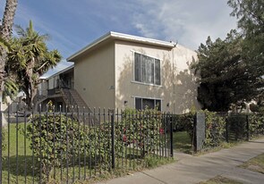 1831 W Crestwood Ln in Anaheim, CA - Building Photo