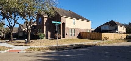 13620 Evening Wind Dr in Pearland, TX - Building Photo - Building Photo