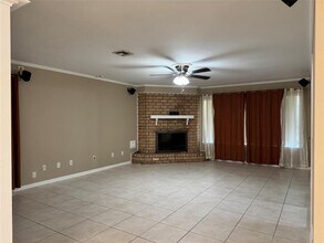 15538 Baybrook Dr in Houston, TX - Building Photo - Building Photo