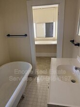 406 N 10th St in Newark, OH - Building Photo - Building Photo