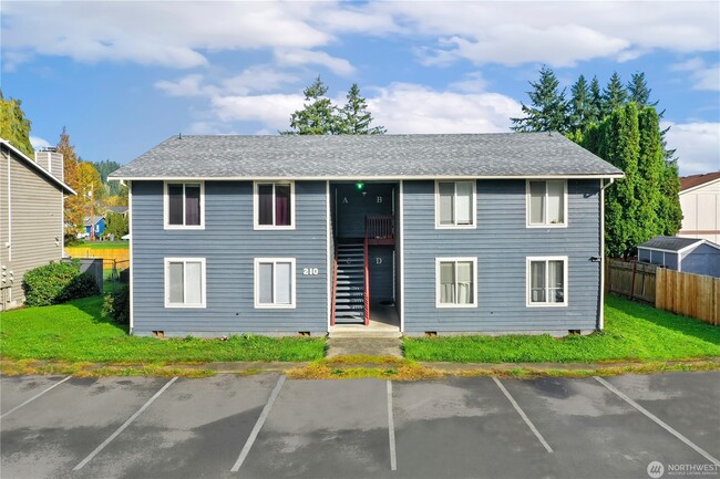 210 Portland Ct SW, Unit A in Pacific, WA - Foto de edificio - Building Photo