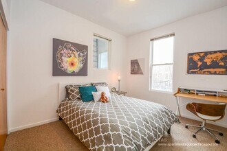 1407 N Wicker Park Ave, Unit 2 in Chicago, IL - Building Photo - Building Photo