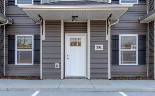 Easton Village in Clarksville, TN - Building Photo - Interior Photo