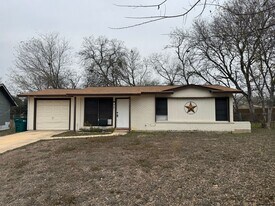 245 Northview Dr in Universal City, TX - Building Photo