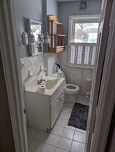 1433 Westview Dr NE in Warren, OH - Building Photo - Building Photo