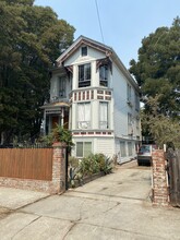 540-548 31st St in Oakland, CA - Foto de edificio - Building Photo