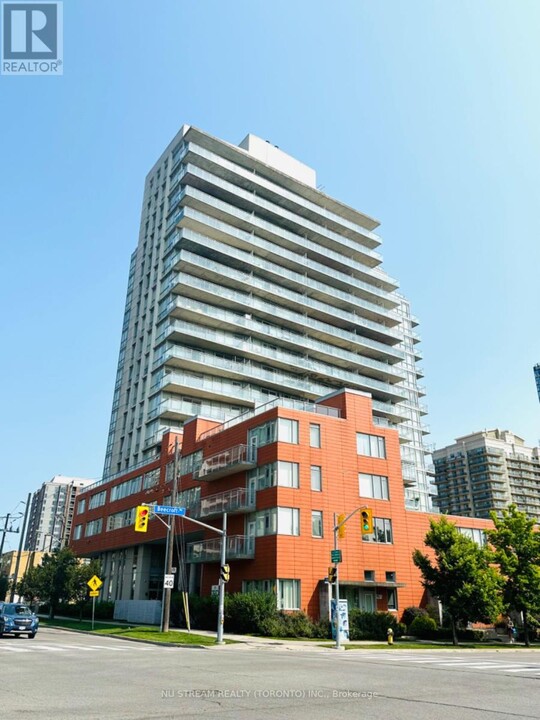 30-1730 Canterbury Pl in Toronto, ON - Building Photo