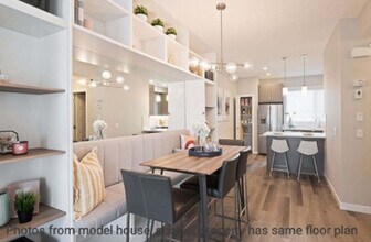 850 Belmont Drive SW in Calgary, AB - Building Photo - Building Photo