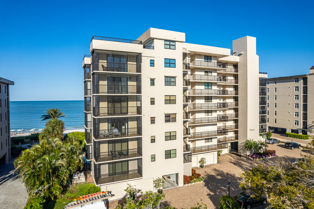 Seawatch Condominium in Naples, FL - Building Photo