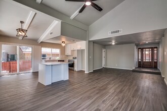 1005 Via Balboa in Mesquite, TX - Building Photo - Building Photo