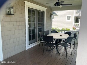 110 St Clair Ave in Spring Lake, NJ - Building Photo - Building Photo