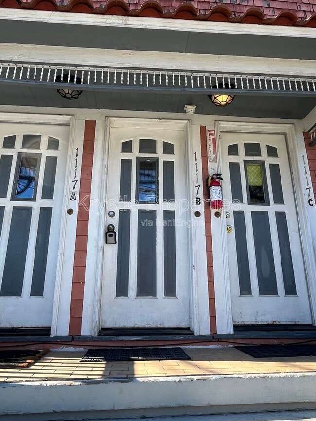 1117 Sutter St in Vallejo, CA - Building Photo - Building Photo