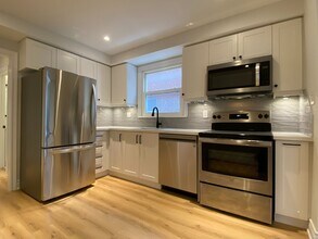 598 Lauder Ave in Toronto, ON - Building Photo - Building Photo