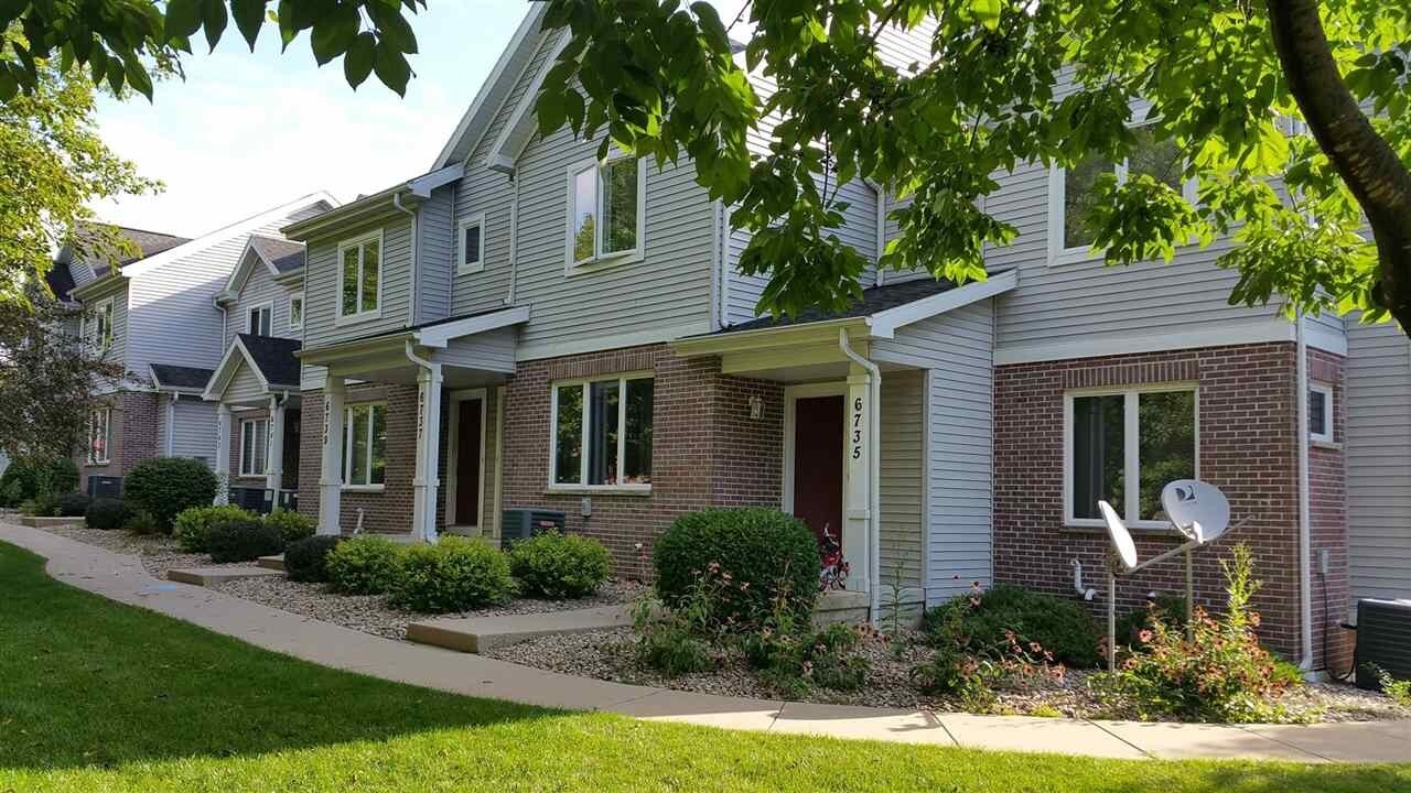 6747 Raymond Rd in Madison, WI - Building Photo