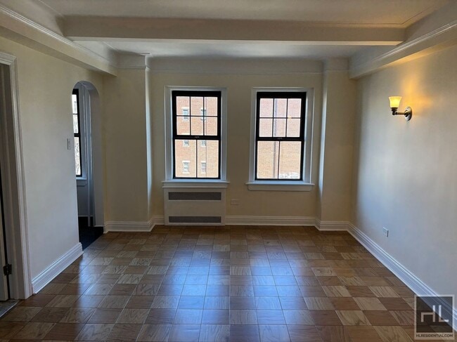 Christopher Street, Unit 5H