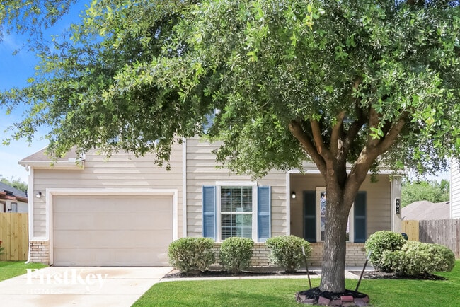 property at 802 Eagles Glide Dr
