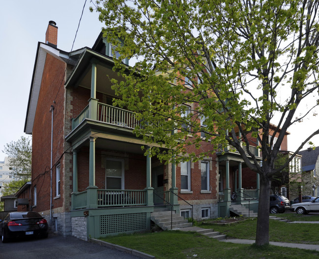 235-238 Wilbrod St in Ottawa, ON - Building Photo - Building Photo