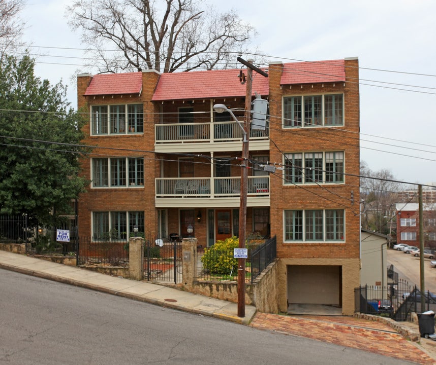 Warwick Place in Birmingham, AL - Building Photo