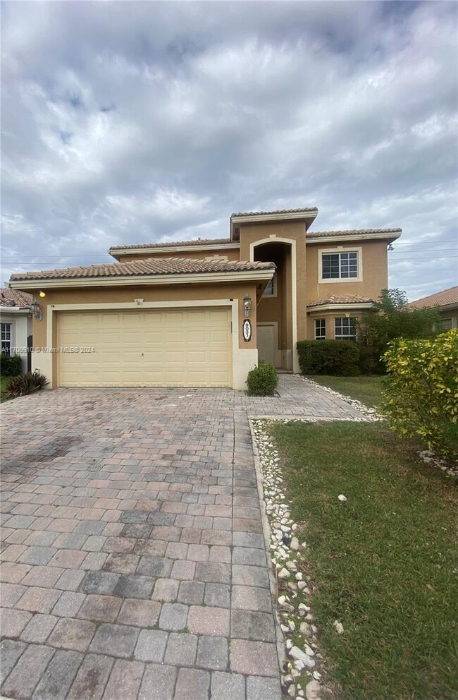 9031 SW 208th Terrace in Cutler Bay, FL - Building Photo - Building Photo