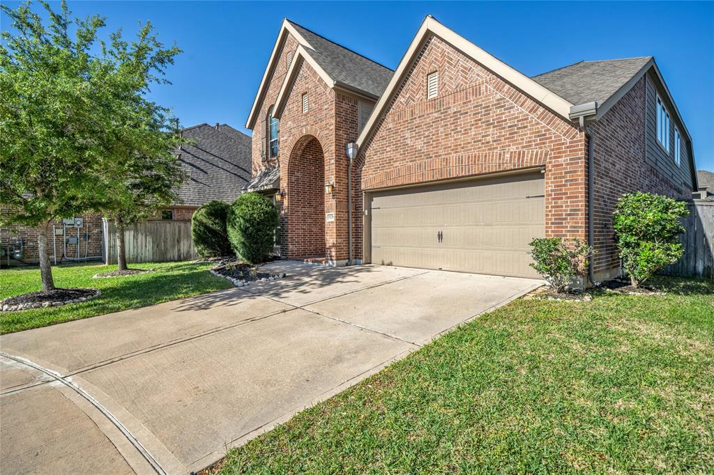 9239 Lakeshores Lagoon Ln in Cypress, TX - Building Photo