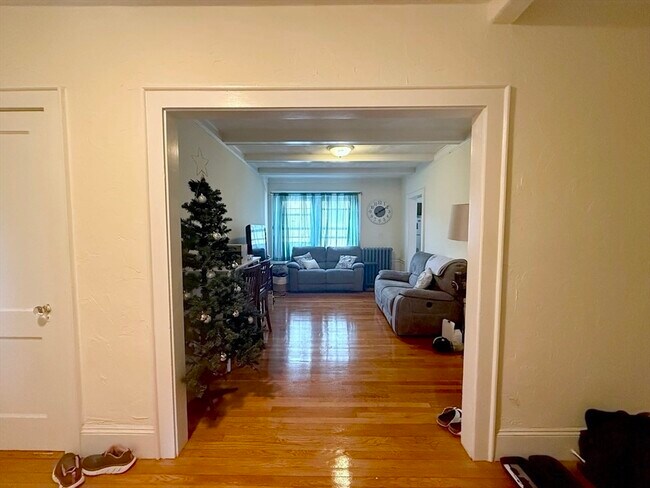 1472 Commonwealth Ave in Boston, MA - Building Photo - Building Photo