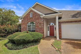 108 Turnberry Cv in Clinton, MS - Building Photo - Building Photo