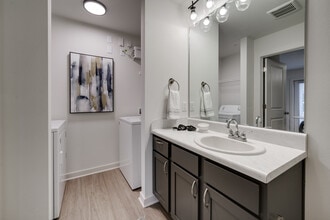 Brentwood Apartments in Conway, AR - Building Photo - Building Photo