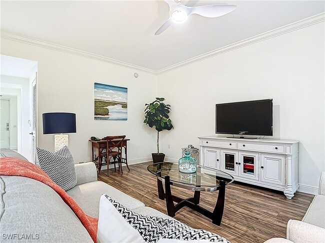 1025 Sandpiper St in Naples, FL - Building Photo - Building Photo