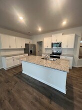 1675 Hallview Ct in Kernersville, NC - Building Photo - Building Photo