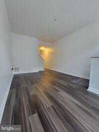 1135 N Stricker St photo'