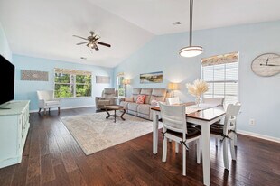 1071 Blue Stem Dr in Pawleys Island, SC - Building Photo