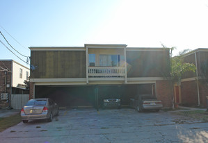 2137 Pasadena Ave Apartments