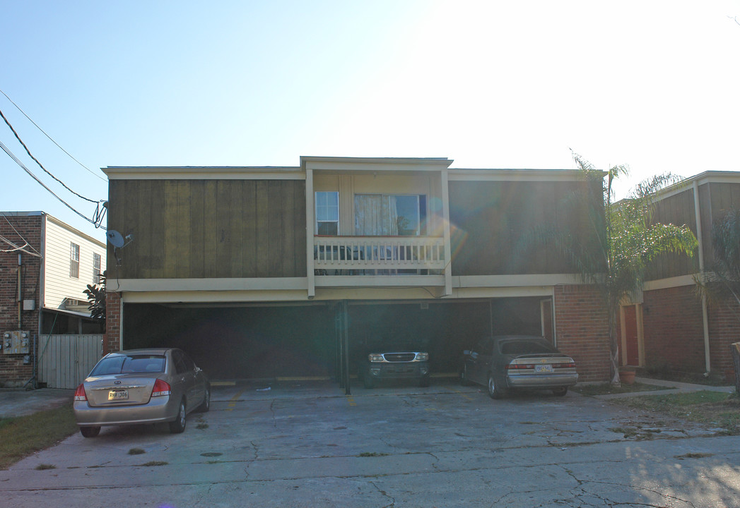 2137 Pasadena Ave in Metairie, LA - Building Photo