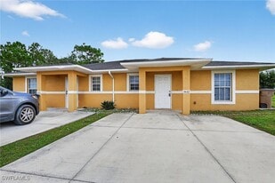 4424 26th St SW in Lehigh Acres, FL - Building Photo